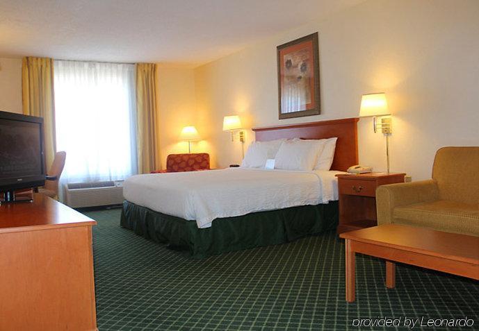 Fairfield Inn Fort Leonard Wood St. Robert Exterior photo