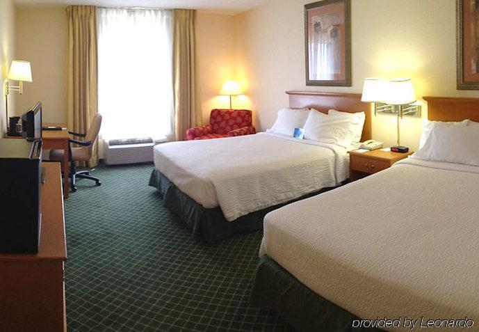 Fairfield Inn Fort Leonard Wood St. Robert Exterior photo