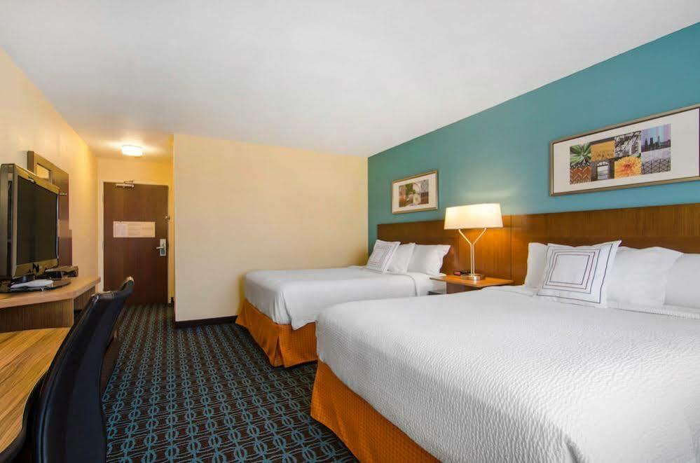 Fairfield Inn Fort Leonard Wood St. Robert Exterior photo